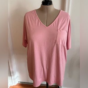 Soft pink t shirt with pocket, so comfortable!